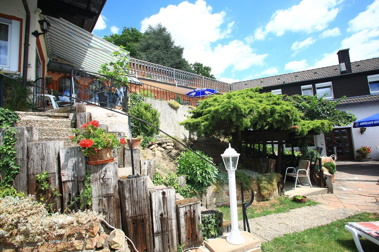 Pension Weinberg Mit Landhaus Nizza Gleisweiler Kültér fotó
