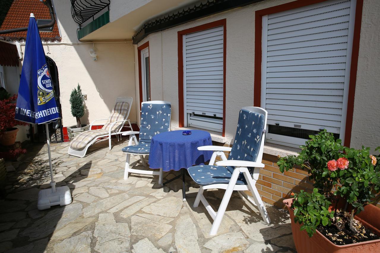 Pension Weinberg Mit Landhaus Nizza Gleisweiler Kültér fotó