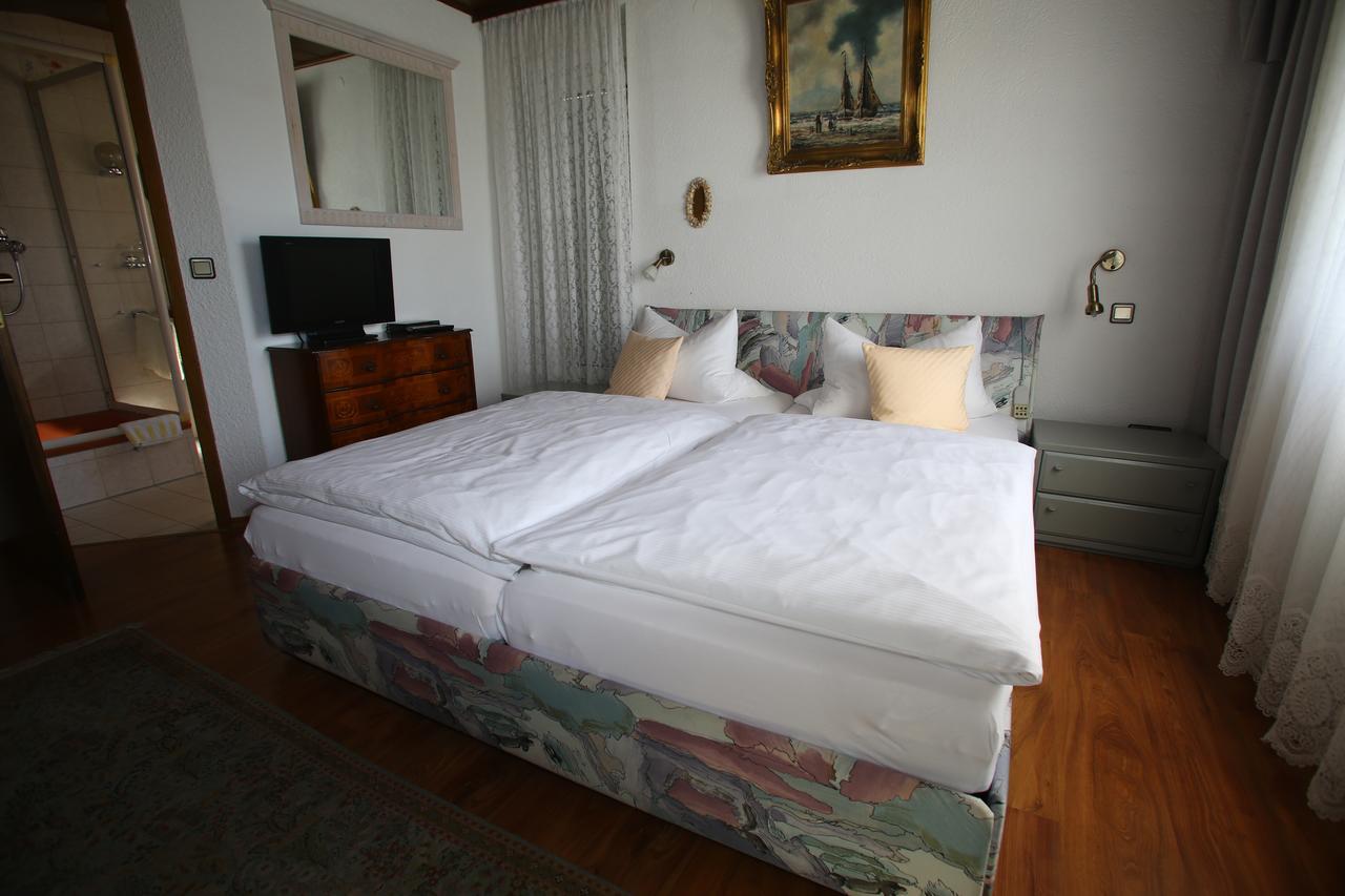 Pension Weinberg Mit Landhaus Nizza Gleisweiler Kültér fotó